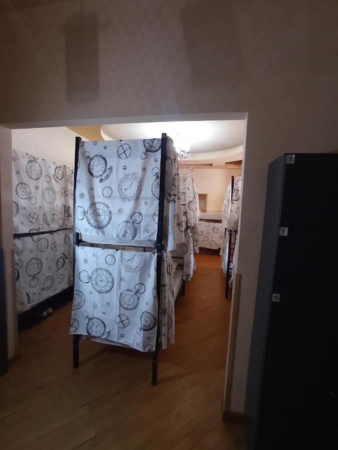 Sun City Hostel Jerevan Eksteriør billede